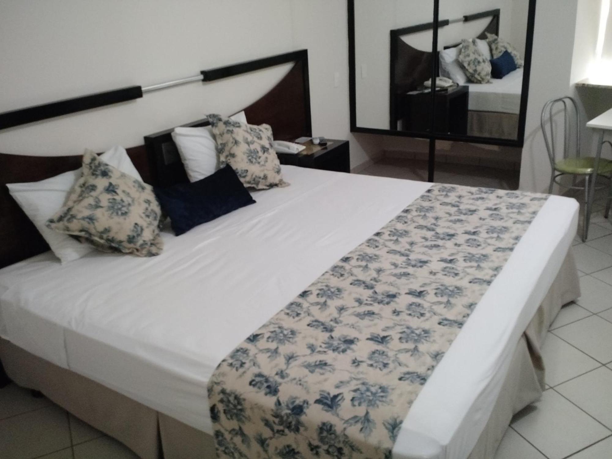 Tower Franca Hotel Екстер'єр фото